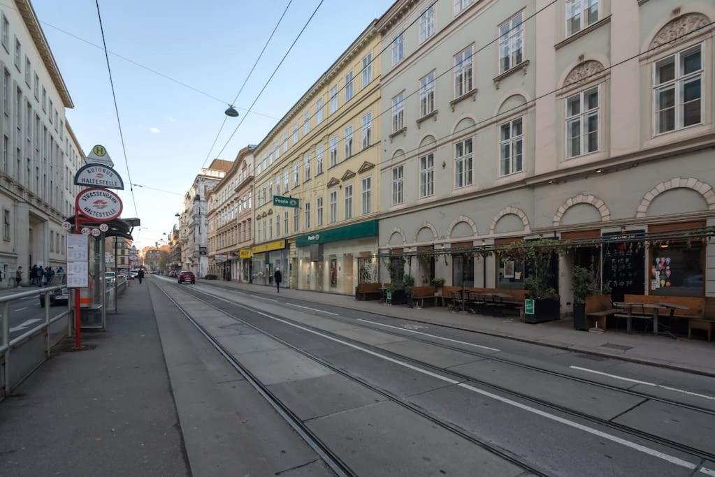 Ruhelage Im Zentrum Nahe Schottentor-Contactless Self-Check-In Wina Bagian luar foto